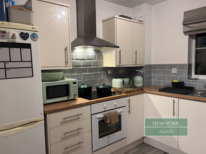 Photo 11- click for photo gallery